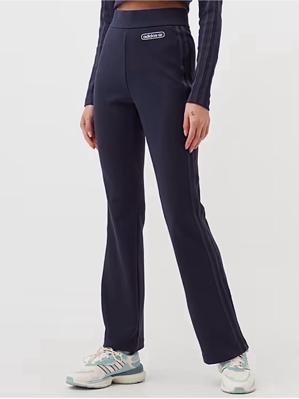 Adidas Originals 'Retro Luxury' ribbed flared pants in deep navy size XS EUC